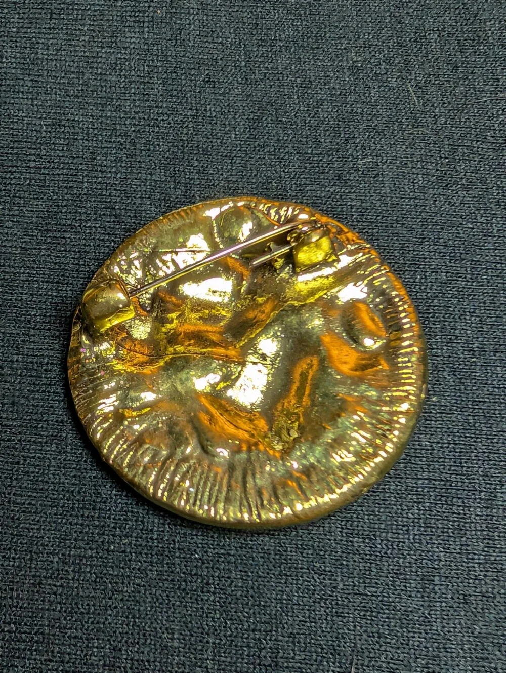 N/A gold medallion